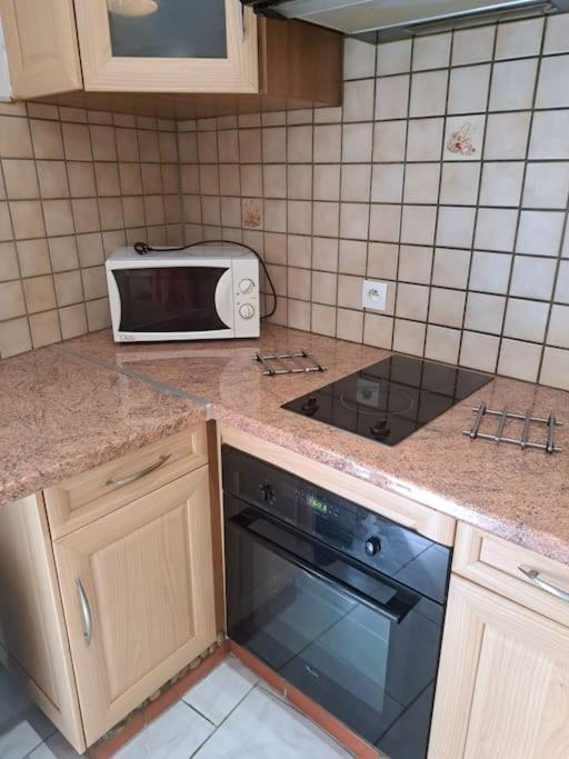 Studio Proche De Perpignan Peyrestortes Extérieur photo